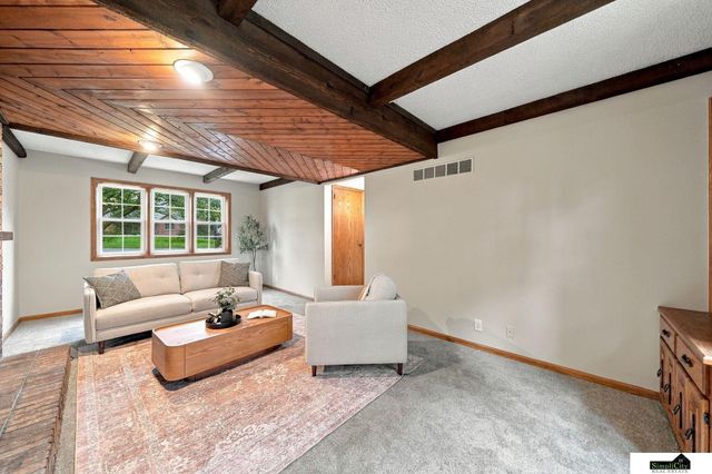 3749 S 78th Street, Lincoln, NE 68506