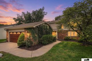 3749 S 78th Street, Lincoln, NE 68506