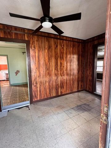 716 Nebraska Avenue, Madera, CA 93638