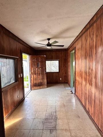 716 Nebraska Avenue, Madera, CA 93638