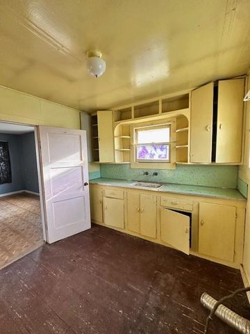 716 Nebraska Avenue, Madera, CA 93638