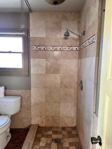 716 Nebraska Avenue, Madera, CA 93638