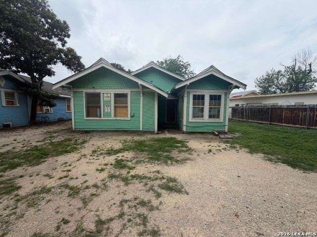 5408 S Flores St., San Antonio, TX 78214