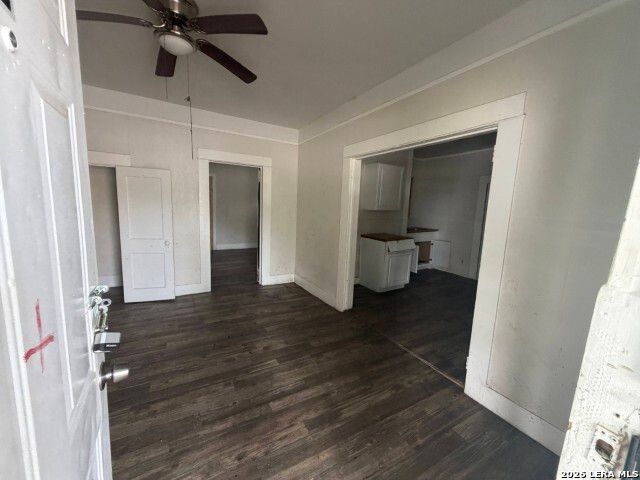 5408 S Flores St., San Antonio, TX 78214