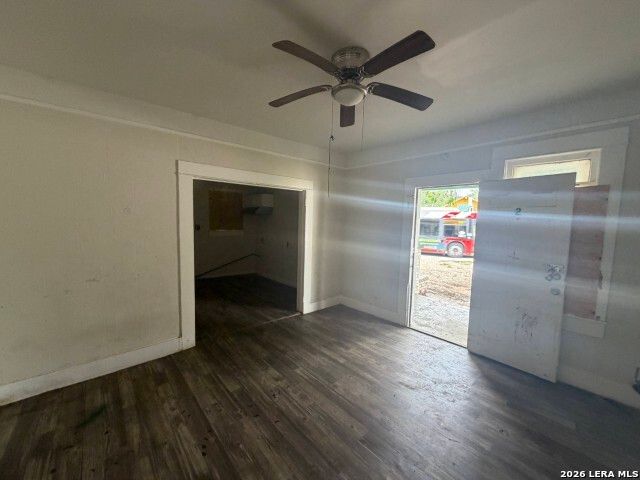 5408 S Flores St., San Antonio, TX 78214