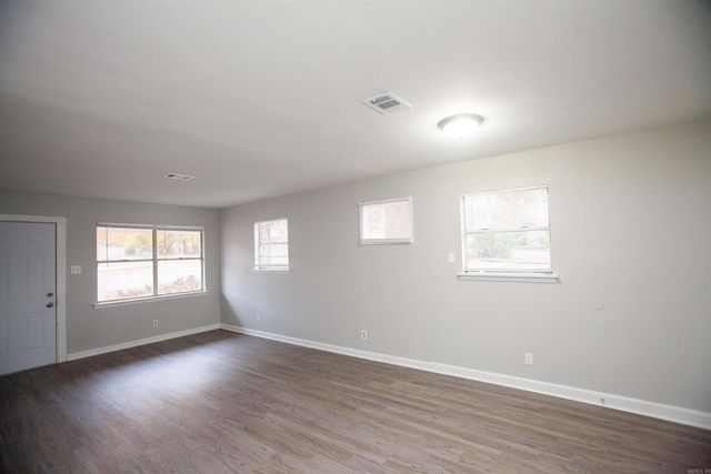 7124 Twin Oaks, Little Rock, AR 72209