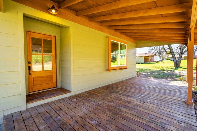 135 County road 1105, Daingerfield, TX 75638