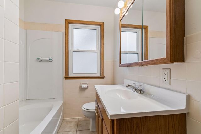 840 Armstrong Avenue, Saint Paul, MN 55102