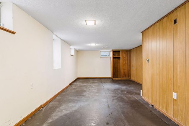 840 Armstrong Avenue, Saint Paul, MN 55102