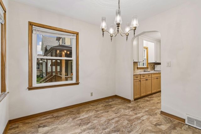 840 Armstrong Avenue, Saint Paul, MN 55102