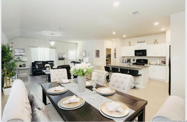 8418 TERLINGUA CV, Converse, TX 78109