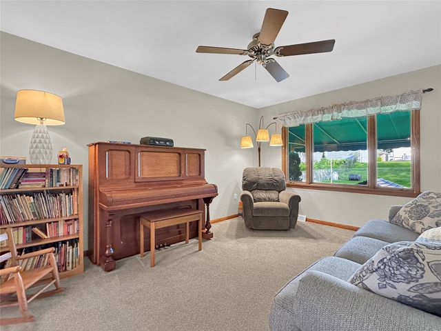 445 E 36TH Street, Erie, PA 16504