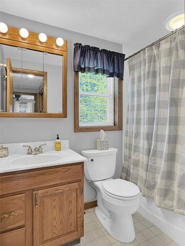 445 E 36TH Street, Erie, PA 16504