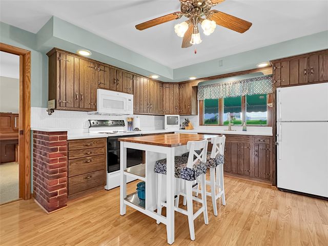 445 E 36TH Street, Erie, PA 16504
