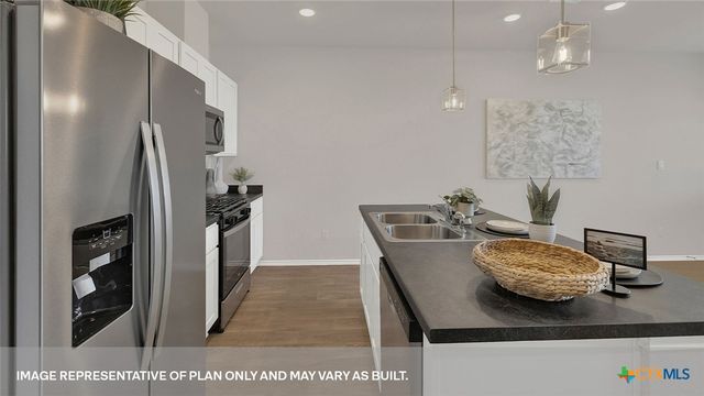 132 KENDALL Lane, Maxwell, TX 78656