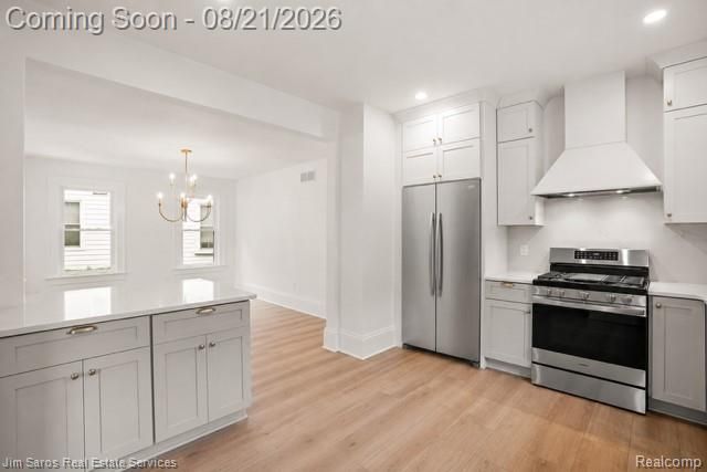 475 Saint Clair Avenue, Grosse Pointe, MI 48230