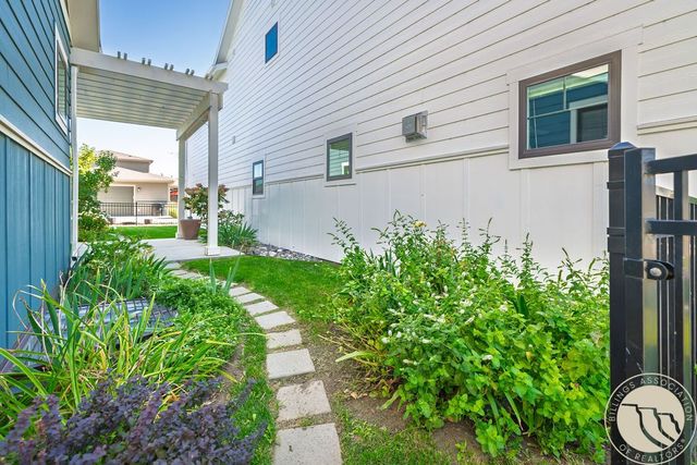 1629 Hidden Cove Lane, Billings, MT 59101