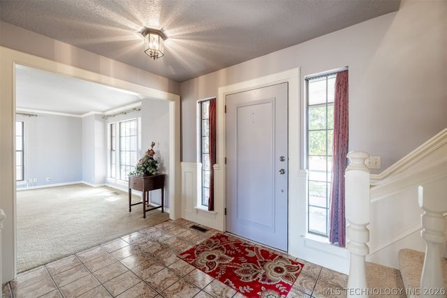 6731 E 99th Street S, Tulsa, OK 74133