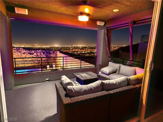 270 Shaded Canyon Drive, Henderson, NV 89012