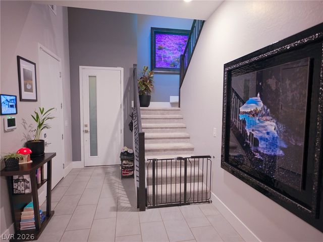 270 Shaded Canyon Drive, Henderson, NV 89012
