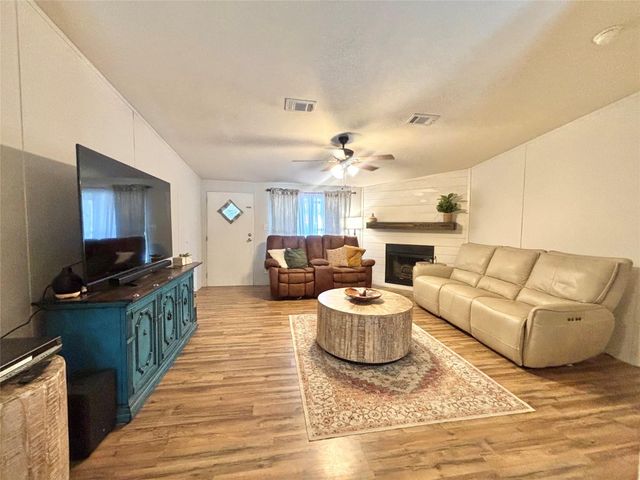 1580 Fm 1745 N, Colmesneil, TX 75938