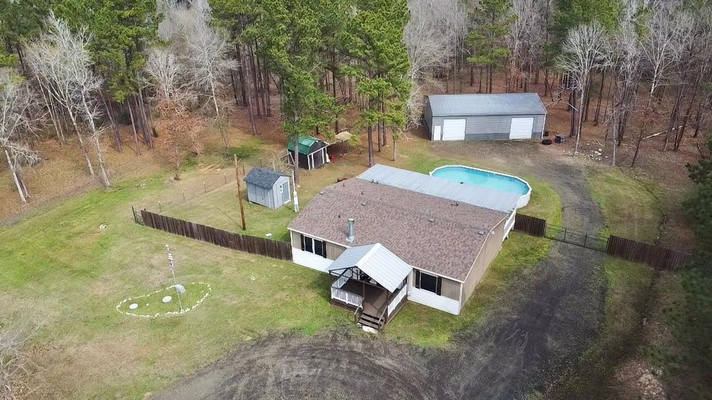 1580 Fm 1745 N, Colmesneil, TX 75938