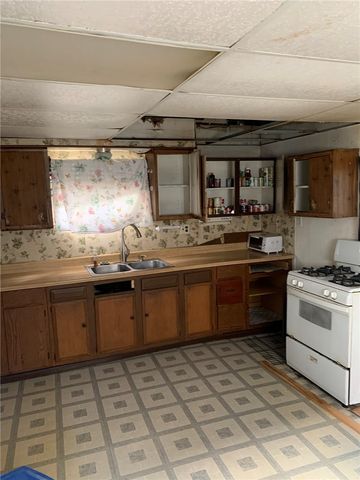 211 Short St, Whitaker, PA 15120