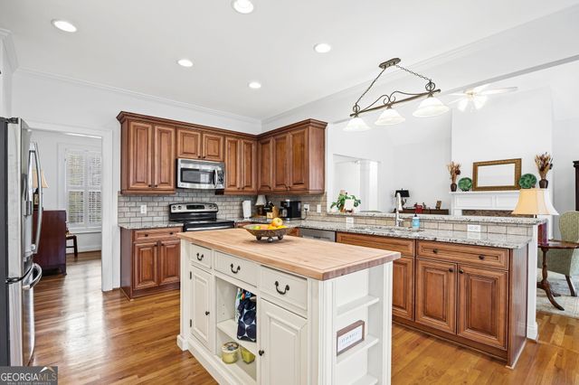 120 Longwood Lane, Newnan, GA 30263