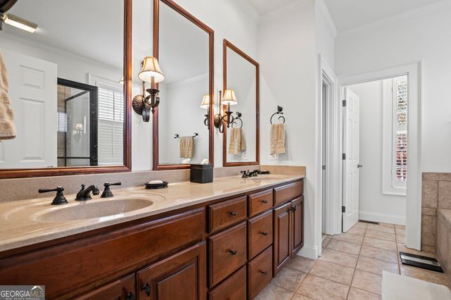 120 Longwood Lane, Newnan, GA 30263