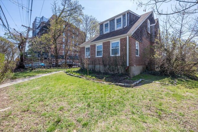 3162 Miles Avenue, Bronx, NY 10465