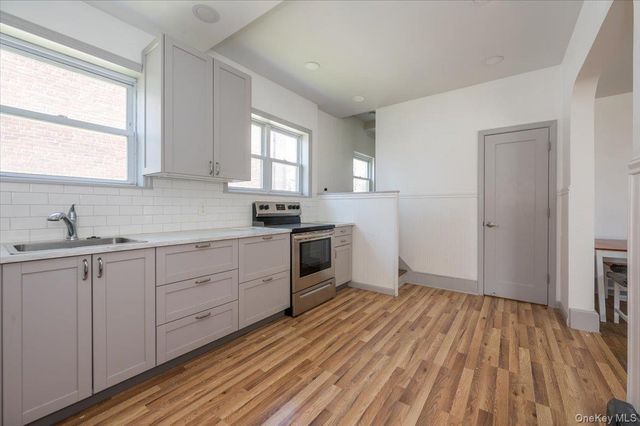 3162 Miles Avenue, Bronx, NY 10465