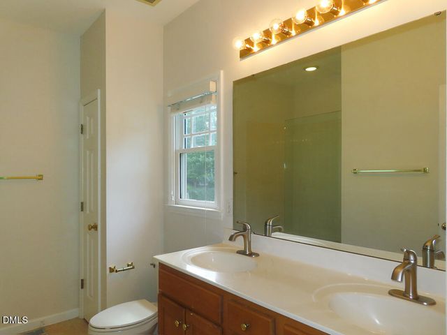 402 Weaver Mine Trail, Chapel Hill, NC 27517