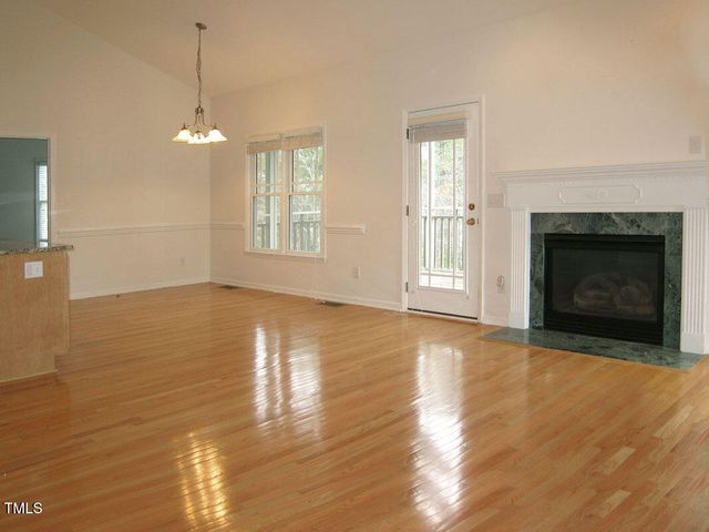 402 Weaver Mine Trail, Chapel Hill, NC 27517