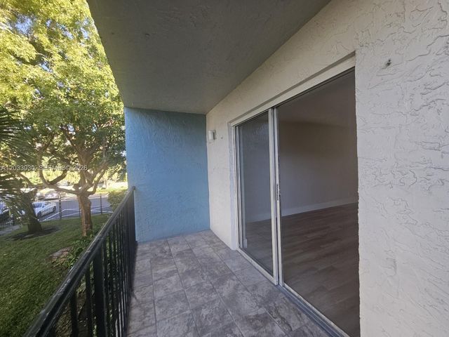 333 NW 17th Ct 203B, Fort Lauderdale, FL 33311