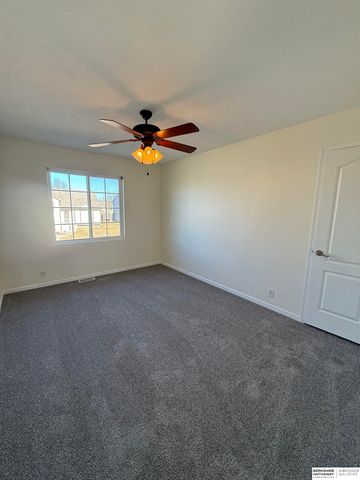 18035 Josephine Street, Omaha, NE 68136