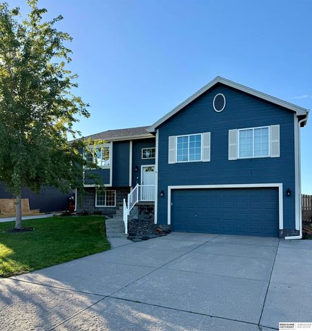 18035 Josephine Street, Omaha, NE 68136