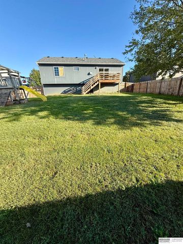 18035 Josephine Street, Omaha, NE 68136