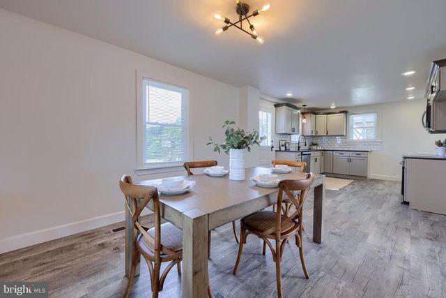 1151 DELTA RD, Red Lion, PA 17356