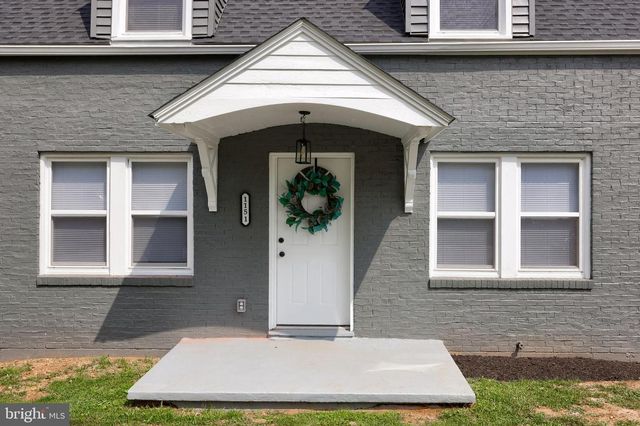 1151 DELTA RD, Red Lion, PA 17356