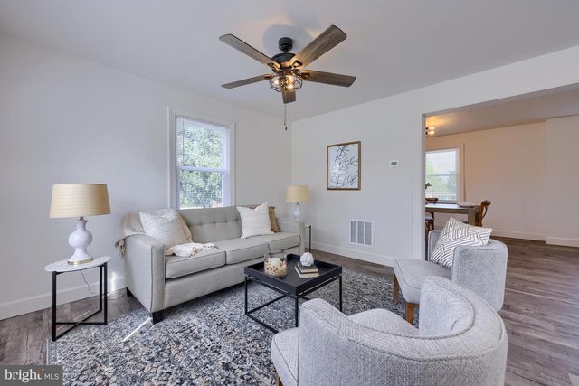 1151 DELTA RD, Red Lion, PA 17356