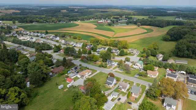 1151 DELTA RD, Red Lion, PA 17356