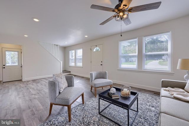 1151 DELTA RD, Red Lion, PA 17356