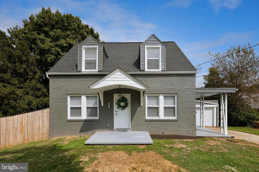 1151 DELTA RD, Red Lion, PA 17356