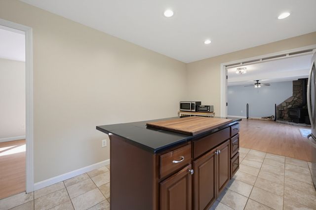 56 Harrington Rd, Charlton, MA 01507