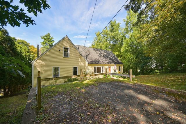 56 Harrington Rd, Charlton, MA 01507