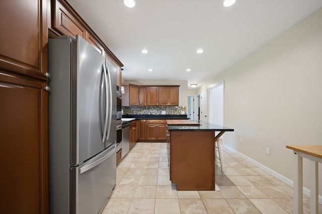 56 Harrington Rd, Charlton, MA 01507
