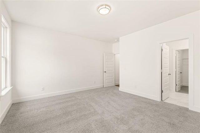 8290 Creekside Overlook Drive, Gainesville, GA 30506