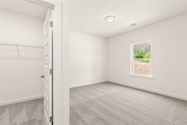 8290 Creekside Overlook Drive, Gainesville, GA 30506