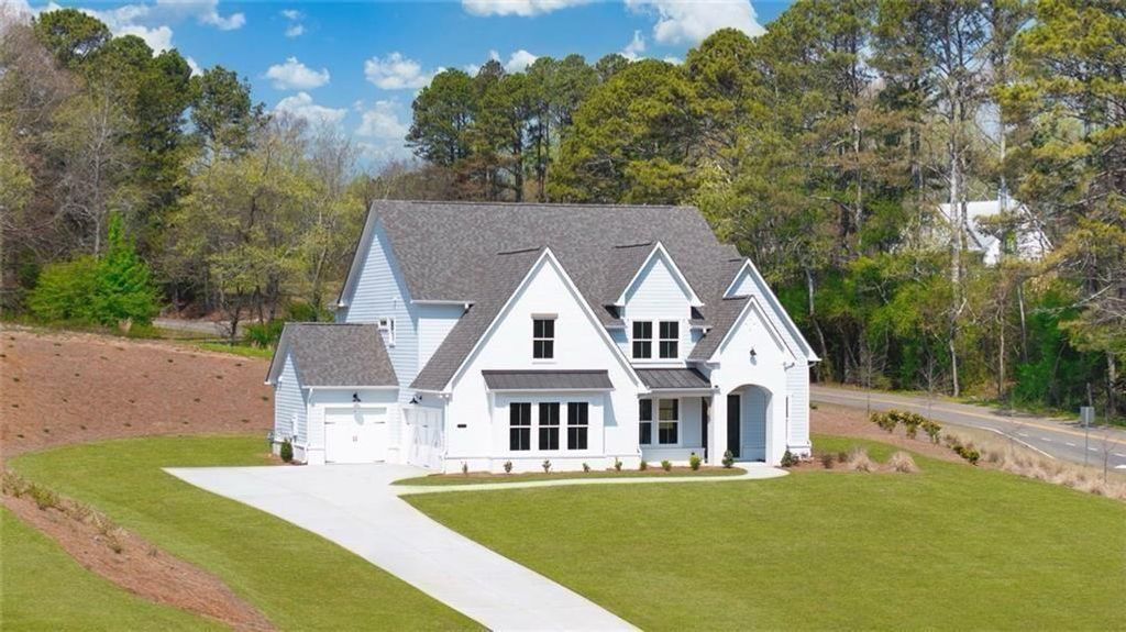 8290 Creekside Overlook Drive, Gainesville, GA 30506