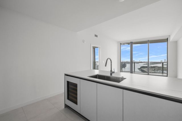 1400 Biscayne Boulevard 3604, Miami, FL 33132
